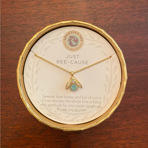 Sea La Vie Earring and Necklace Set - Picture 2 of 3